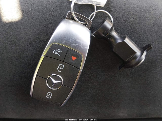 2020 Mercedes-benz Glb 250 4matic მანქანა იყიდება აუქციონზე, vin: W1N4M4HB9LW021197, აუქციონის ნომერი: 45617373