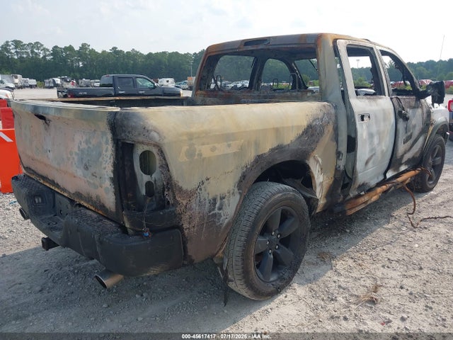 45617417 :رقم المزاد ، 1C6RR7LT2KS696693 vin ، 2019 Ram 1500 Classic مزاد بيع