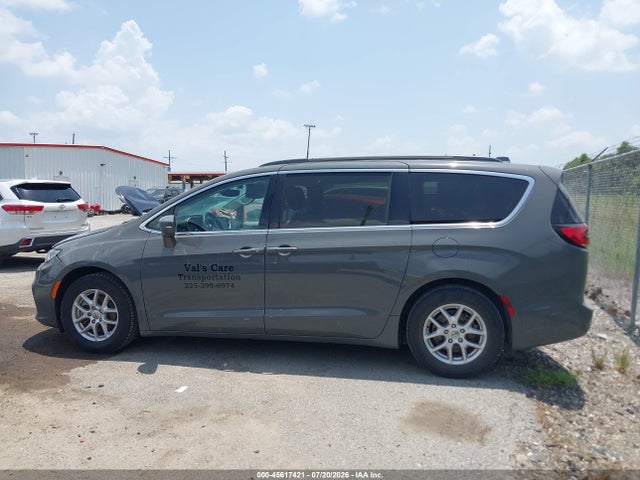 Продаж на аукціоні авто 2022 Chrysler Pacifica Touring L, vin: 2C4RC1BG7NR233854, номер лоту: 45617421