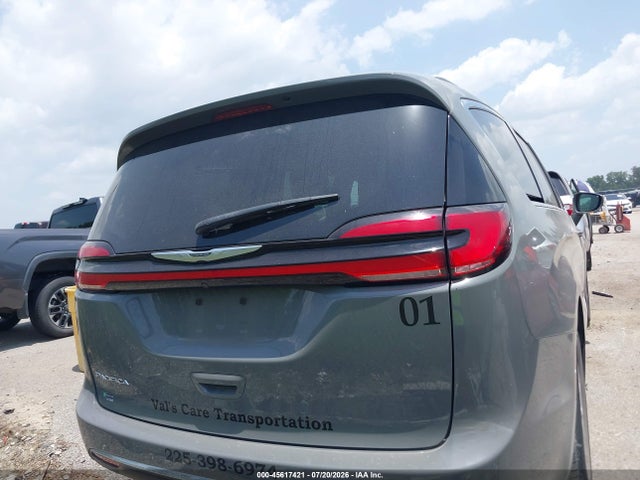 Продаж на аукціоні авто 2022 Chrysler Pacifica Touring L, vin: 2C4RC1BG7NR233854, номер лоту: 45617421
