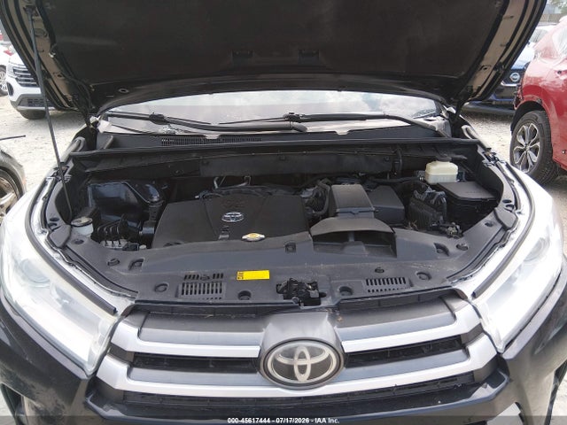 Продаж на аукціоні авто 2017 Toyota Highlander Le Plus, vin: 5TDBZRFH0HS375539, номер лоту: 45617444