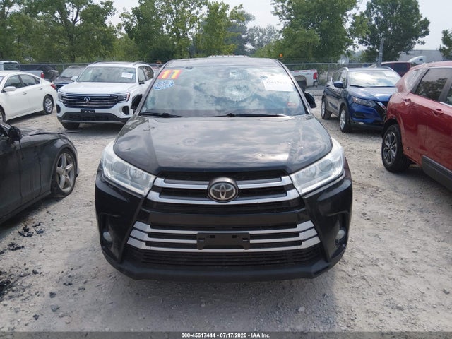 Продаж на аукціоні авто 2017 Toyota Highlander Le Plus, vin: 5TDBZRFH0HS375539, номер лоту: 45617444