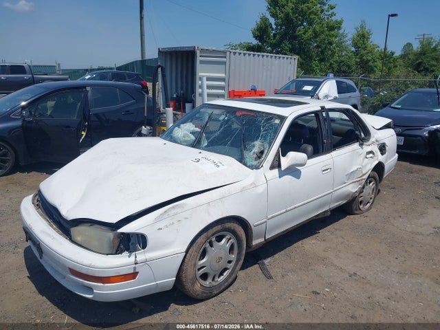 Продаж на аукціоні авто 1994 Toyota Camry Xle, vin: JT2GK13E0R0016629, номер лоту: 45617516
