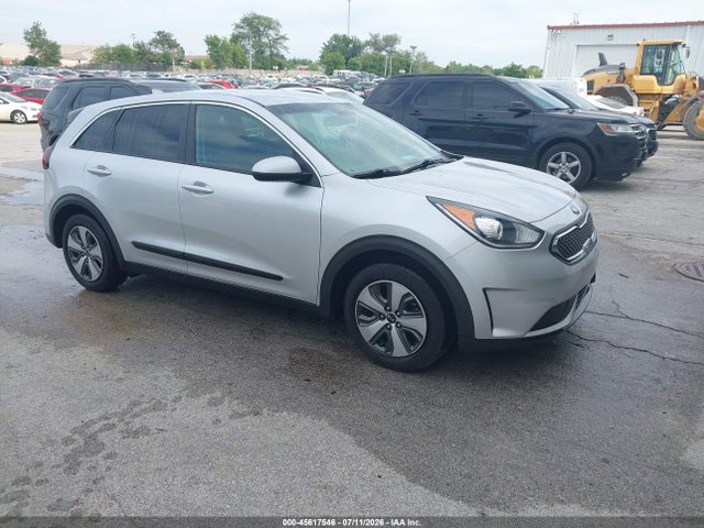 45617546 :رقم المزاد ، KNDCB3LC5J5147482 vin ، 2018 Kia Niro Fe مزاد بيع
