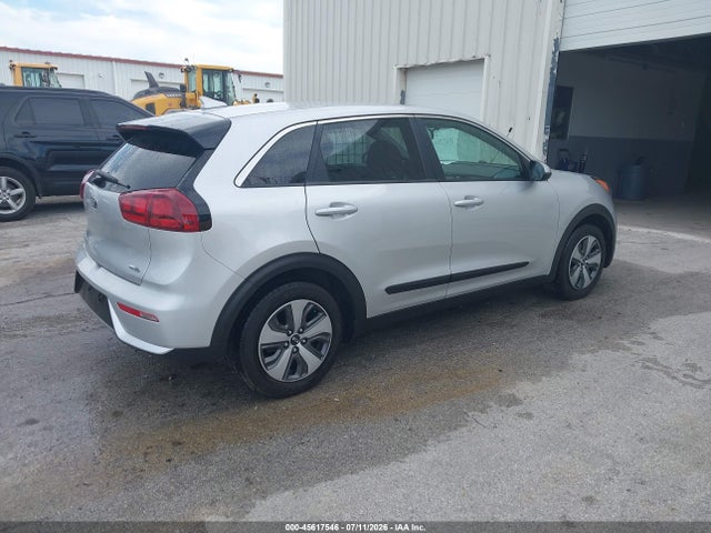 45617546 :رقم المزاد ، KNDCB3LC5J5147482 vin ، 2018 Kia Niro Fe مزاد بيع