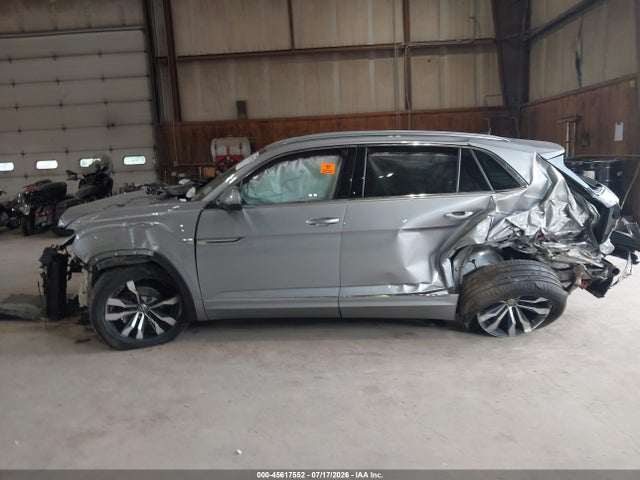 45617552 :رقم المزاد ، 1V2FE2CA4MC234866 vin ، 2021 Volkswagen Atlas Cross Sport 3.6l V6 Sel Premium R-line مزاد بيع