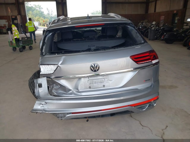 45617552 :رقم المزاد ، 1V2FE2CA4MC234866 vin ، 2021 Volkswagen Atlas Cross Sport 3.6l V6 Sel Premium R-line مزاد بيع