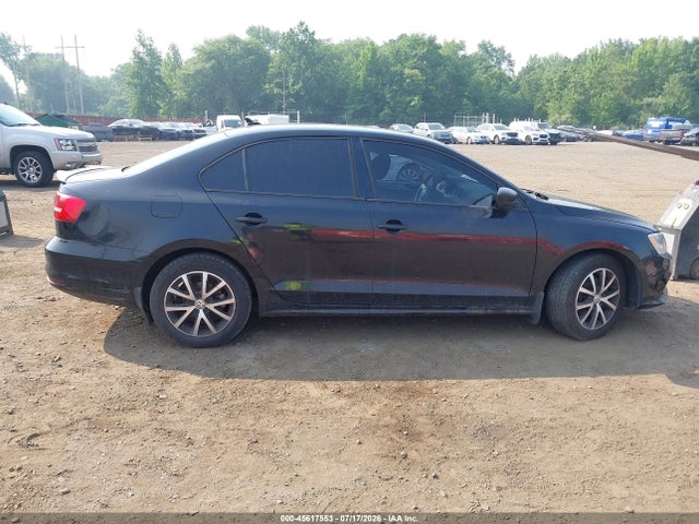 2015 Volkswagen Jetta 1.8t Se მანქანა იყიდება აუქციონზე, vin: 3VWD17AJ0FM203469, აუქციონის ნომერი: 45617553