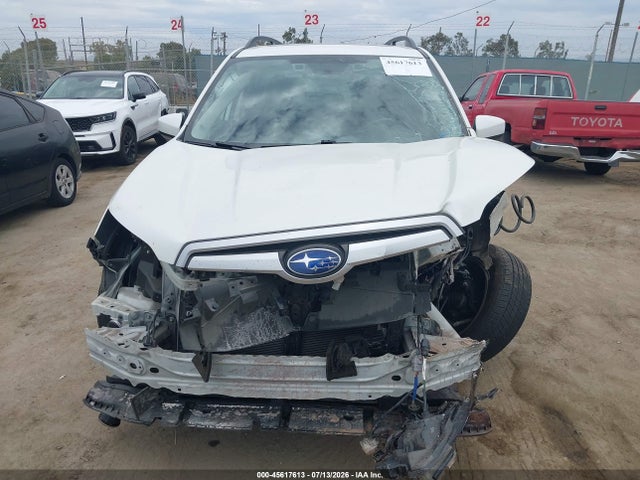 2021 Subaru Forester Premium მანქანა იყიდება აუქციონზე, vin: JF2SKAFC8MH536357, აუქციონის ნომერი: 45617613