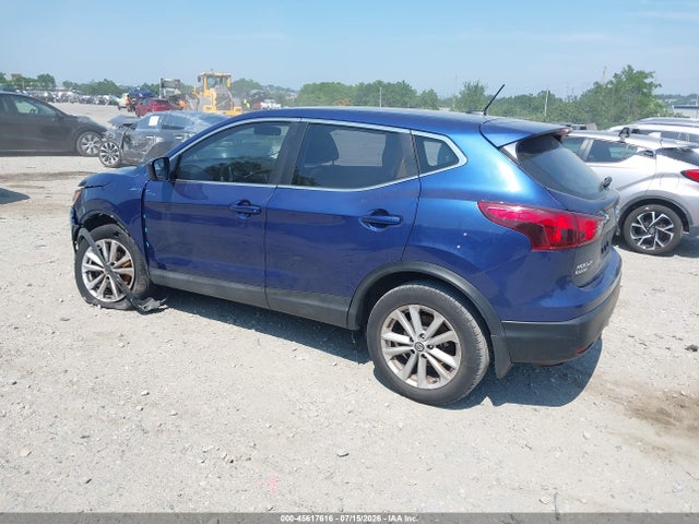 JN1BJ1CR3KW348528 Nissan Rogue Sport S