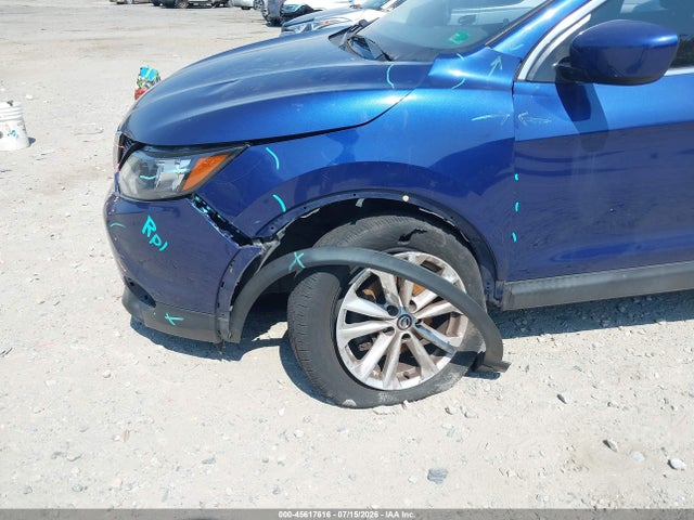 JN1BJ1CR3KW348528 Nissan Rogue Sport S