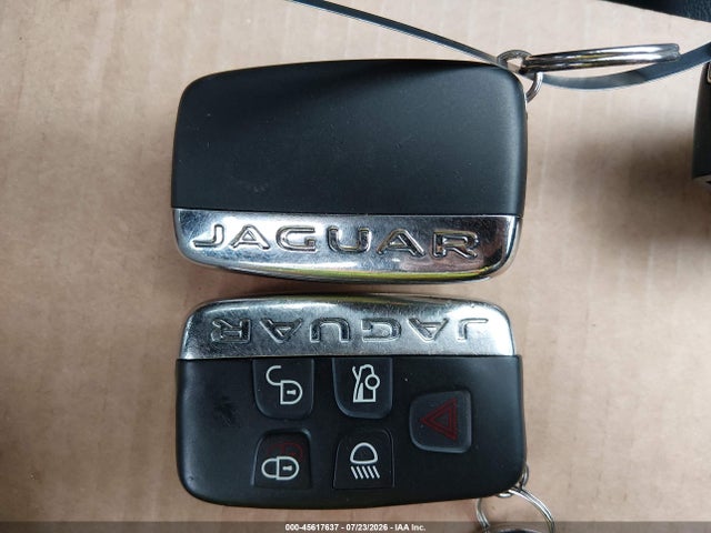 45617637 :رقم المزاد ، SAJWA0HP3FMU75217 vin ، 2015 Jaguar Xf 5.0l Supercharged مزاد بيع