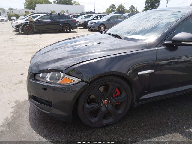 45617637 :رقم المزاد ، SAJWA0HP3FMU75217 vin ، 2015 Jaguar Xf 5.0l Supercharged مزاد بيع