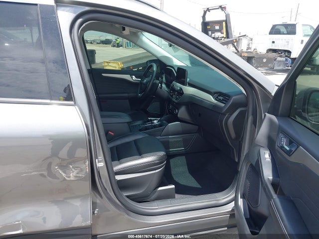 Ford ESCAPE SEL 2022 1FMCU0H67NUB85069 Image 5