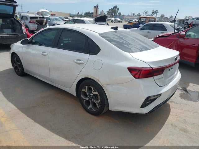 2021 Kia Forte Lxs მანქანა იყიდება აუქციონზე, vin: 3KPF24AD2ME403178, აუქციონის ნომერი: 45617741