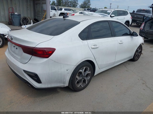 2021 Kia Forte Lxs მანქანა იყიდება აუქციონზე, vin: 3KPF24AD2ME403178, აუქციონის ნომერი: 45617741