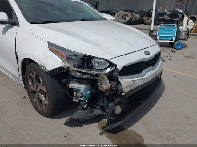 2021 Kia Forte Lxs მანქანა იყიდება აუქციონზე, vin: 3KPF24AD2ME403178, აუქციონის ნომერი: 45617741