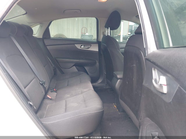 2021 Kia Forte Lxs მანქანა იყიდება აუქციონზე, vin: 3KPF24AD2ME403178, აუქციონის ნომერი: 45617741