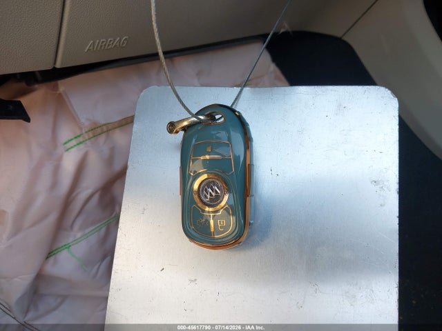 45617790 :رقم المزاد ، 1G4ZN5SS2HU195796 vin ، 2017 Buick Lacrosse Preferred مزاد بيع
