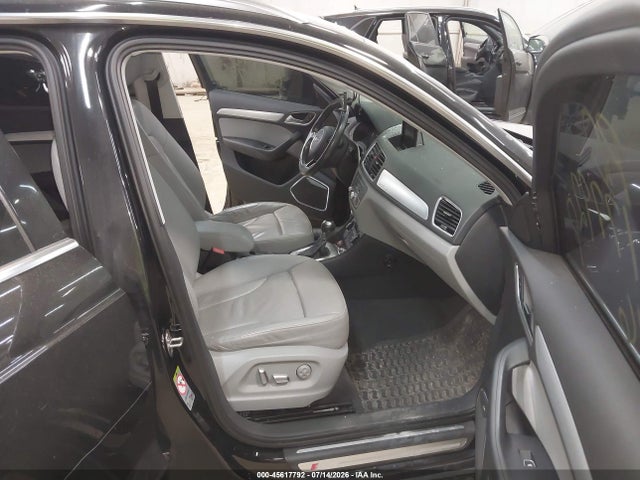 2016 Audi Q3 2.0t Premium Plus მანქანა იყიდება აუქციონზე, vin: WA1GFCFS2GR001254, აუქციონის ნომერი: 45617792