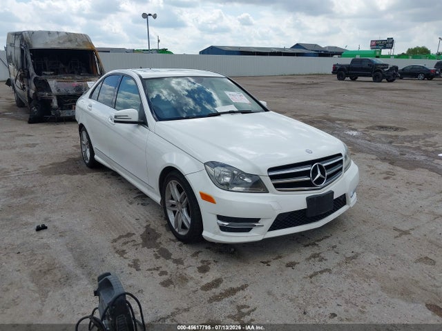 Продаж на аукціоні авто 2014 Mercedes-benz C 250 Sport, vin: WDDGF4HB7EA954164, номер лоту: 45617795