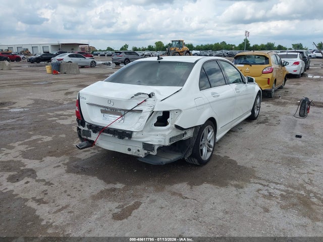 Продаж на аукціоні авто 2014 Mercedes-benz C 250 Sport, vin: WDDGF4HB7EA954164, номер лоту: 45617795