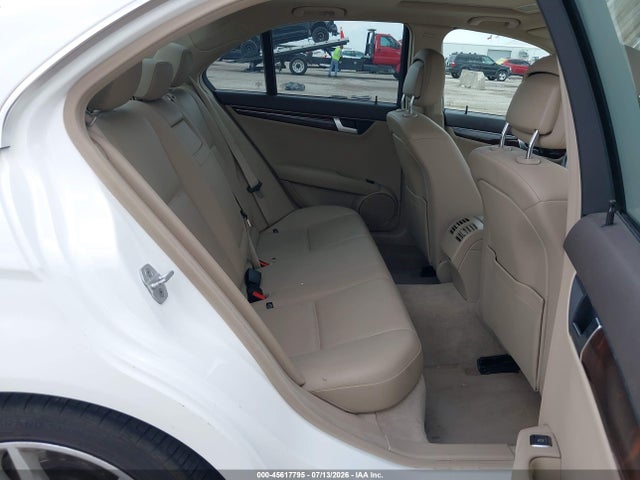 Продаж на аукціоні авто 2014 Mercedes-benz C 250 Sport, vin: WDDGF4HB7EA954164, номер лоту: 45617795