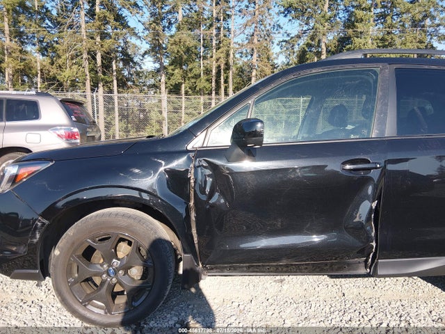 Subaru Forester 2.5i Premium 2018 JF2SJAEC0JH445910 Image 6