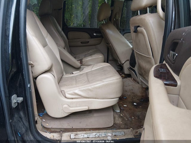 Продаж на аукціоні авто 2011 Gmc Yukon Xl 1500 Denali, vin: 1GKS2MEF1BR117645, номер лоту: 45617807