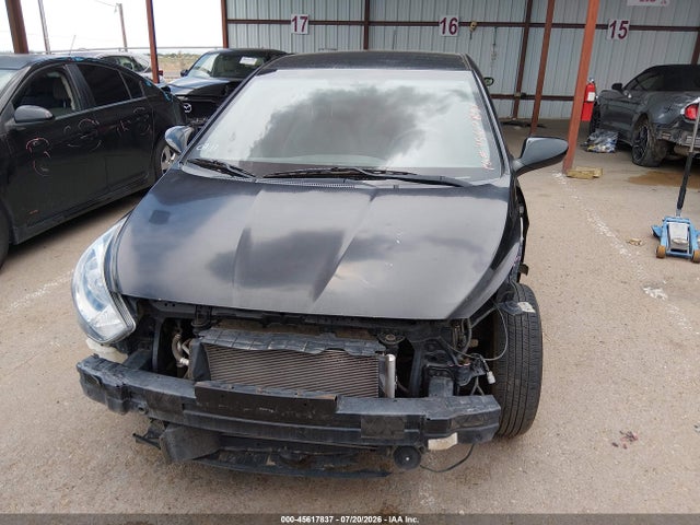 KMHCT5AE2EU152806 Hyundai ACCENT GS