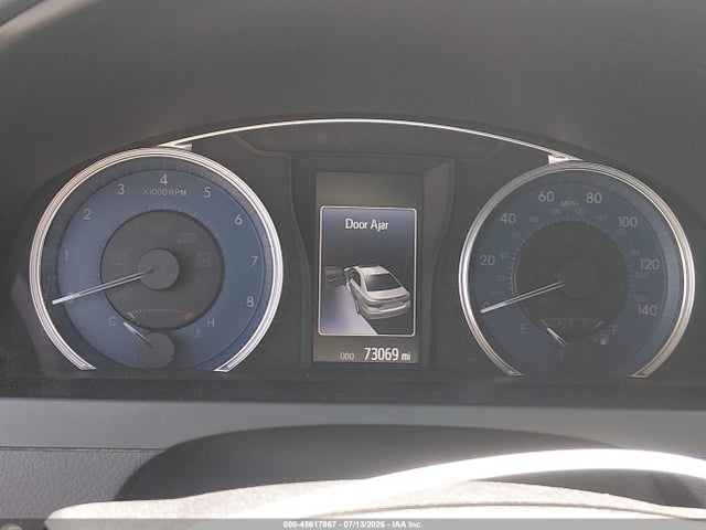 45617867 :رقم المزاد ، 4T4BF1FK4FR451585 vin ، 2015 Toyota Camry Xle مزاد بيع