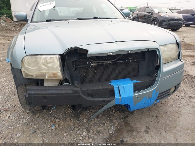 2008 Chrysler 300 Touring მანქანა იყიდება აუქციონზე, vin: 2C3KA53G38H267740, აუქციონის ნომერი: 45617874