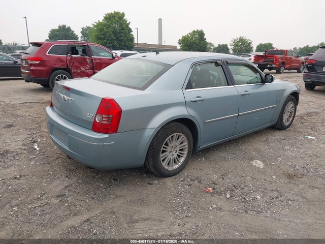 2008 Chrysler 300 Touring მანქანა იყიდება აუქციონზე, vin: 2C3KA53G38H267740, აუქციონის ნომერი: 45617874