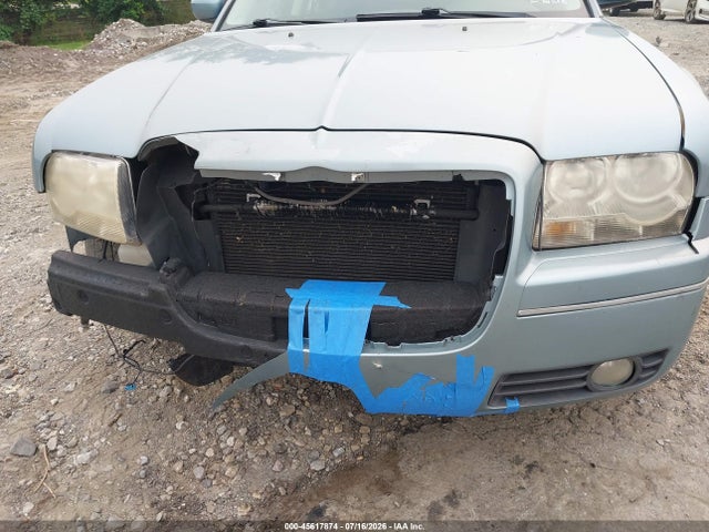 2008 Chrysler 300 Touring მანქანა იყიდება აუქციონზე, vin: 2C3KA53G38H267740, აუქციონის ნომერი: 45617874