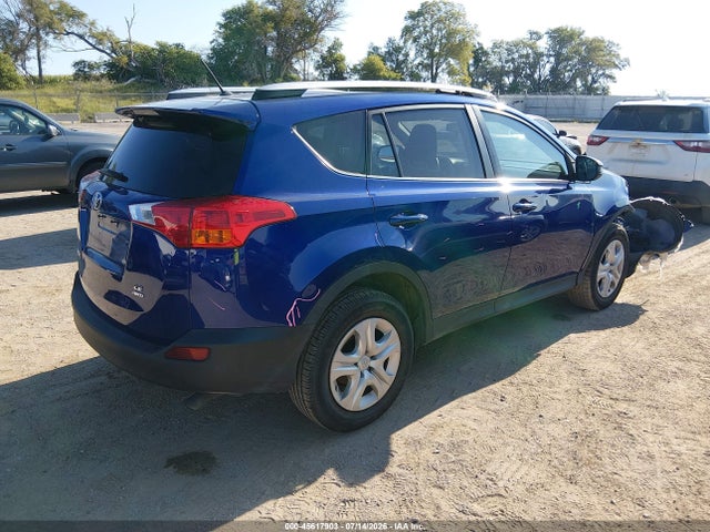 Toyota RAV4 LE 2015 2T3BFREV9FW401910 Image 4
