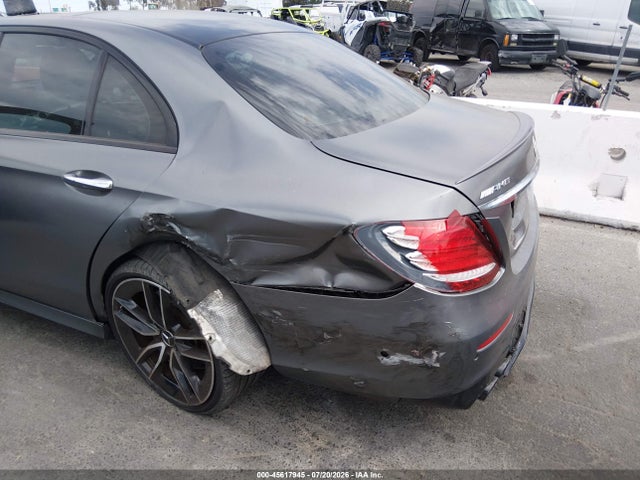45617945 :رقم المزاد ، WDDZF6BB0KA642230 vin ، 2019 Mercedes-benz Amg E 53 4matic مزاد بيع
