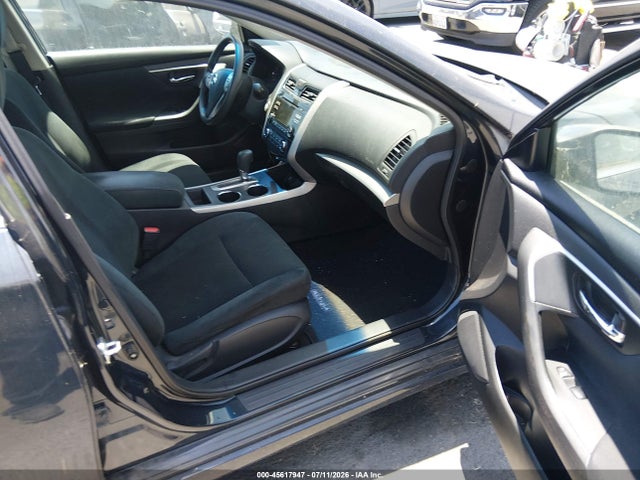 Nissan Altima 2.5 S 2015 1N4AL3APXFC104324 Image 5