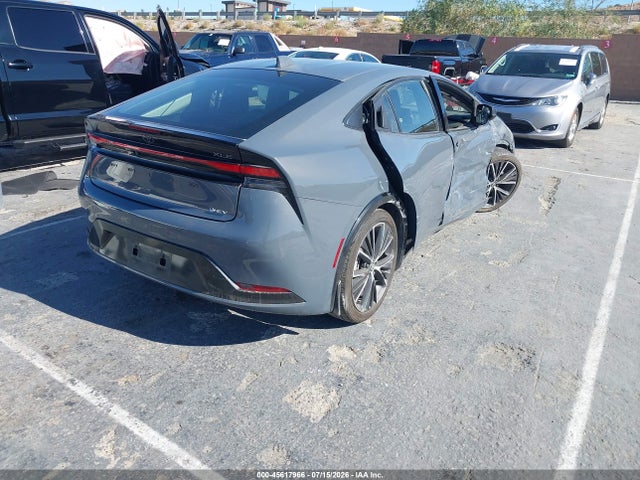 JTDACAAU5R3039018 Toyota PRIUS XLE