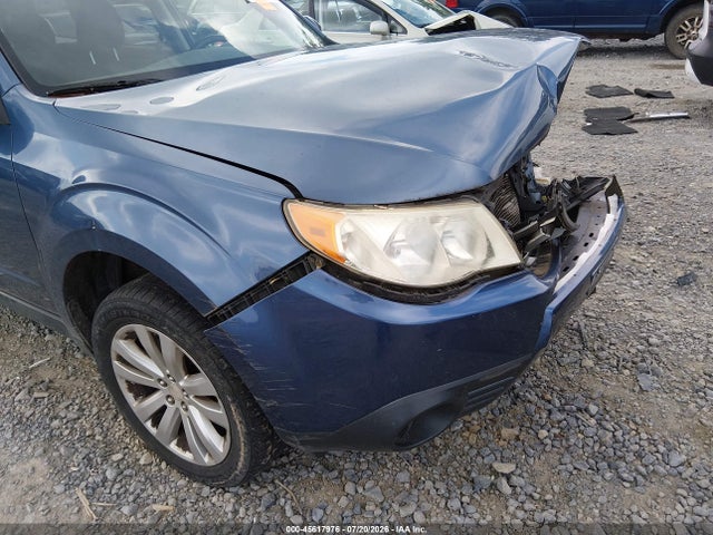 45617976 :رقم المزاد ، JF2SHADCXBH764178 vin ، 2011 Subaru Forester 2.5x Premium مزاد بيع