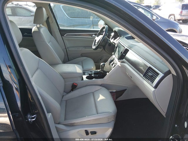45618020 :رقم المزاد ، 1V2RR2CA9JC569473 vin ، 2018 Volkswagen Atlas 3.6l V6 Sel مزاد بيع