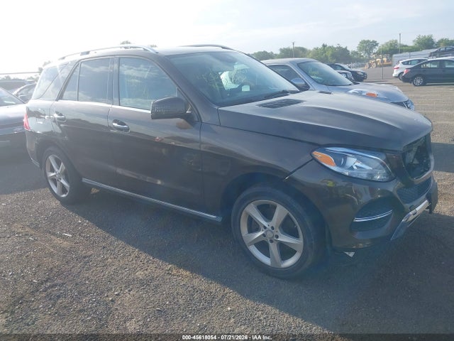 45618054 :رقم المزاد ، 4JGDA5HB9GA812575 vin ، 2016 Mercedes-benz Gle 350 4matic مزاد بيع