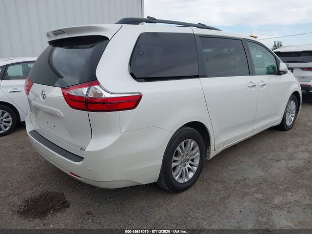 5TDYK3DC5GS754330 Toyota Sienna Xle 8 Passenger