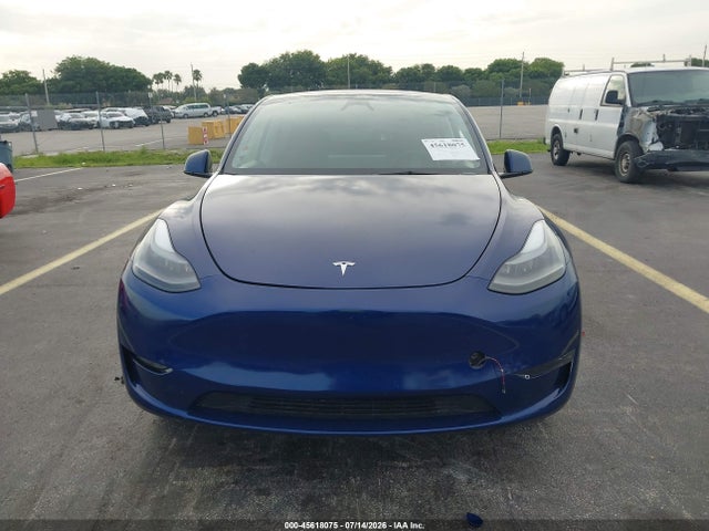 Продаж на аукціоні авто 2023 Tesla Model Y Awd/long Range Dual Motor All-wheel Drive, vin: 7SAYGDEE0PA206991, номер лоту: 45618075