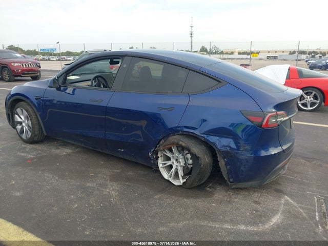 Продаж на аукціоні авто 2023 Tesla Model Y Awd/long Range Dual Motor All-wheel Drive, vin: 7SAYGDEE0PA206991, номер лоту: 45618075