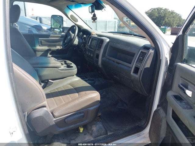 Продажа на аукционе авто 2015 Ram 5500 Chassis Tradesman/slt, vin: 3C7WRNBL2FG629366, номер лота: 45618079