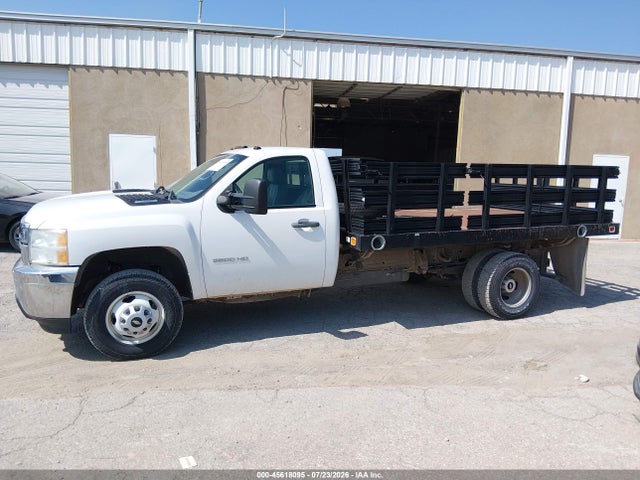 1GB3CZCG1EF126992 Chevrolet Silverado 3500hd Chassis Work Truck