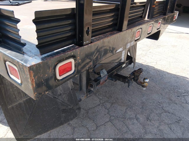 1GB3CZCG1EF126992 Chevrolet Silverado 3500hd Chassis Work Truck
