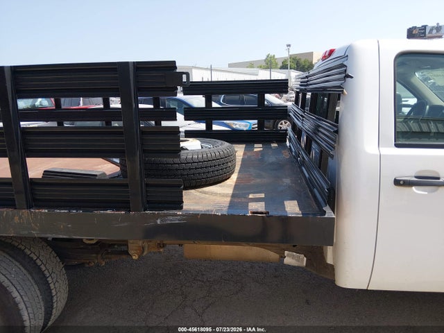 1GB3CZCG1EF126992 Chevrolet Silverado 3500hd Chassis Work Truck