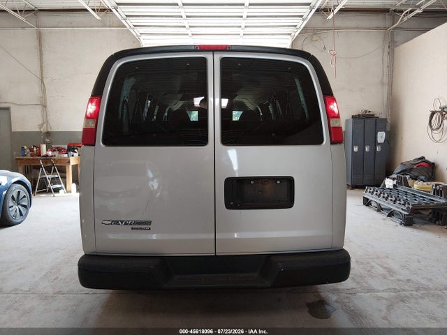 1GAWGPFG7E1188951 Chevrolet Express 2500 Ls