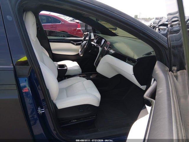 Tesla Model X 100d/75d/long Range 2019 5YJXCAE21KF184908 Image 5